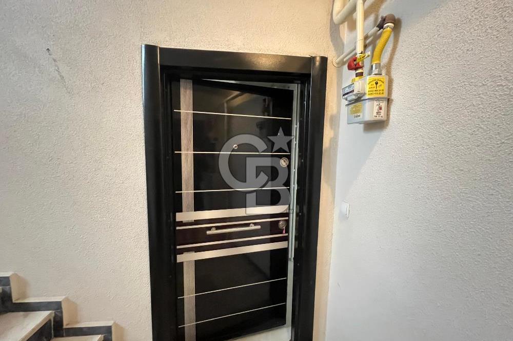 GÖLCÜK İHSANİYE MERKEZ 140m² SORUNSUZ 3+1 ARAKAT SATILIK DAİRE