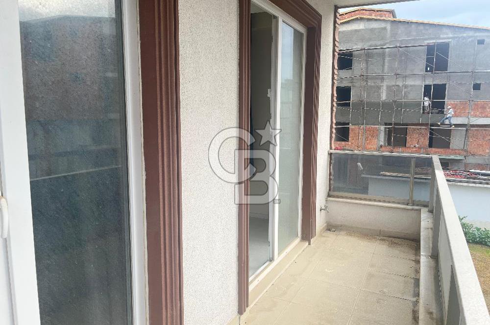 GÖLCÜK İHSANİYE MERKEZ 140m² SORUNSUZ 3+1 ARAKAT SATILIK DAİRE