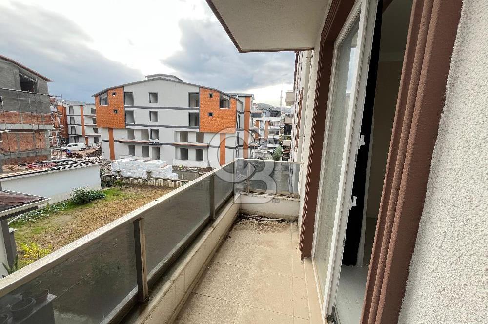 GÖLCÜK İHSANİYE MERKEZ 140m² SORUNSUZ 3+1 ARAKAT SATILIK DAİRE