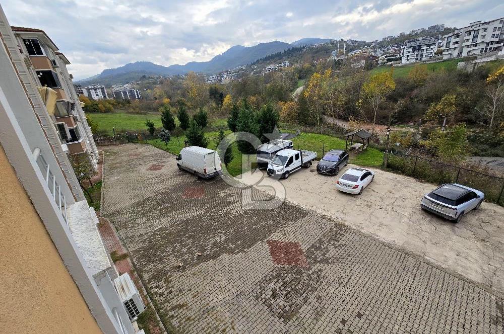 Başiskele Altınkent Krediye Uygun Arakat 2+1 110m² Satılık Daire