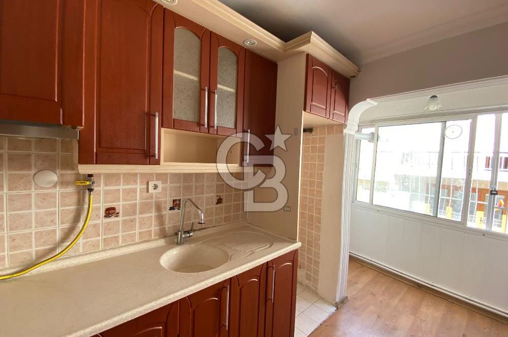 İzmir-Konak Eşrefpaşa Caddesi Yakını Atilla Mah.de 2+1 - 90 m² Kiralık Daire