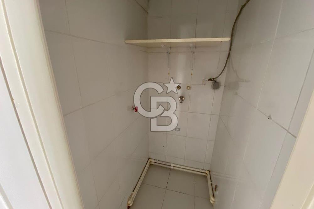 İzmir-Konak Eşrefpaşa Caddesi Yakını Atilla Mah.de 2+1 - 90 m² Kiralık Daire
