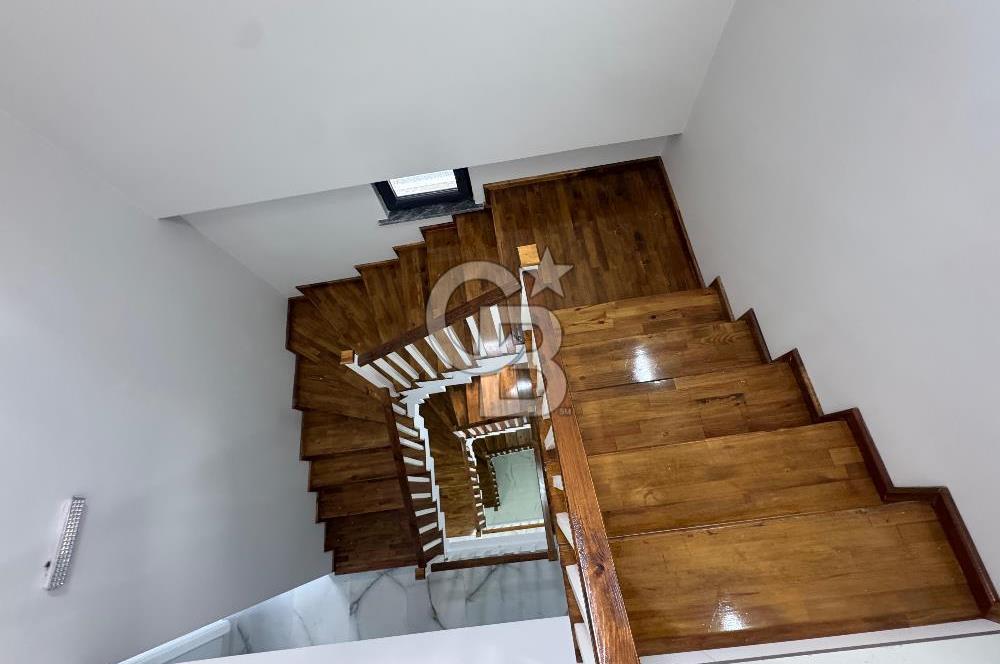 SATILIK, HADIMKOY MAHALLESINDE LUKS TRIPKEKS VILLA!