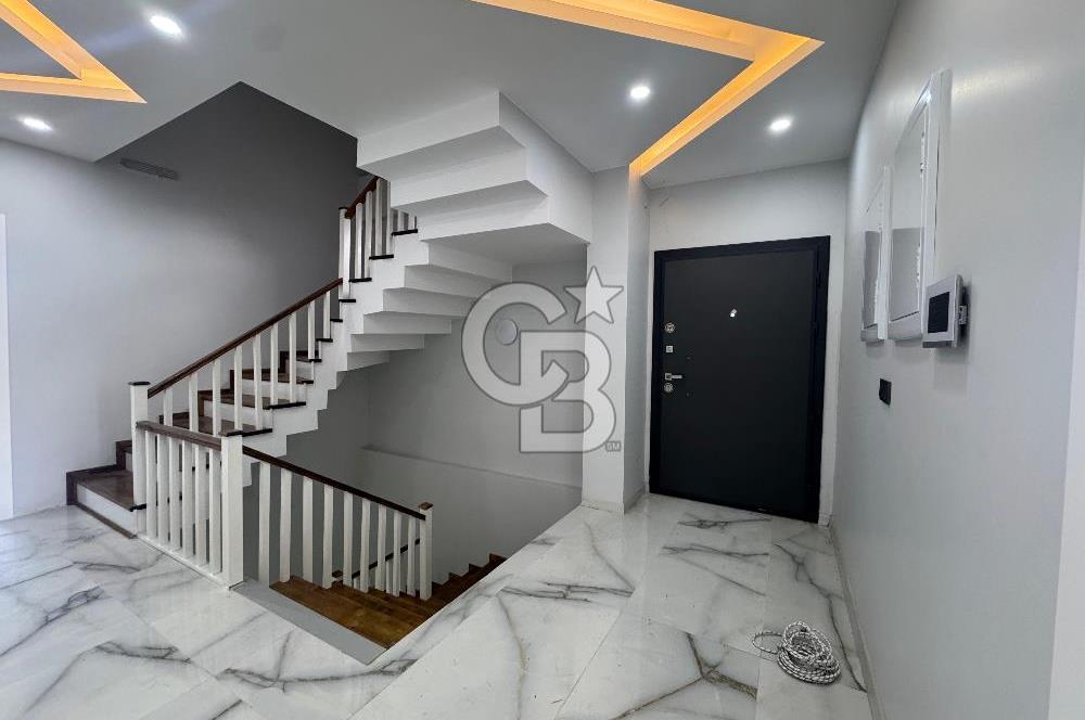 SATILIK, HADIMKOY MAHALLESINDE LUKS TRIPKEKS VILLA!