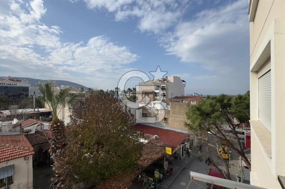 C.B.ROUTE | DİKİLİ İSMETPAŞADA ÇARŞI İÇİNDE KİRALIK FERAH DAİRE