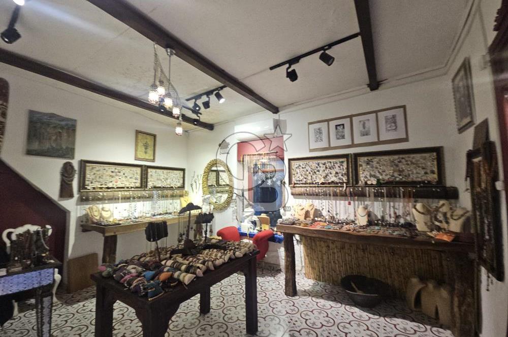 urla malgaca pazarı yakını mermerli çeşmede devren kiralık dükkan