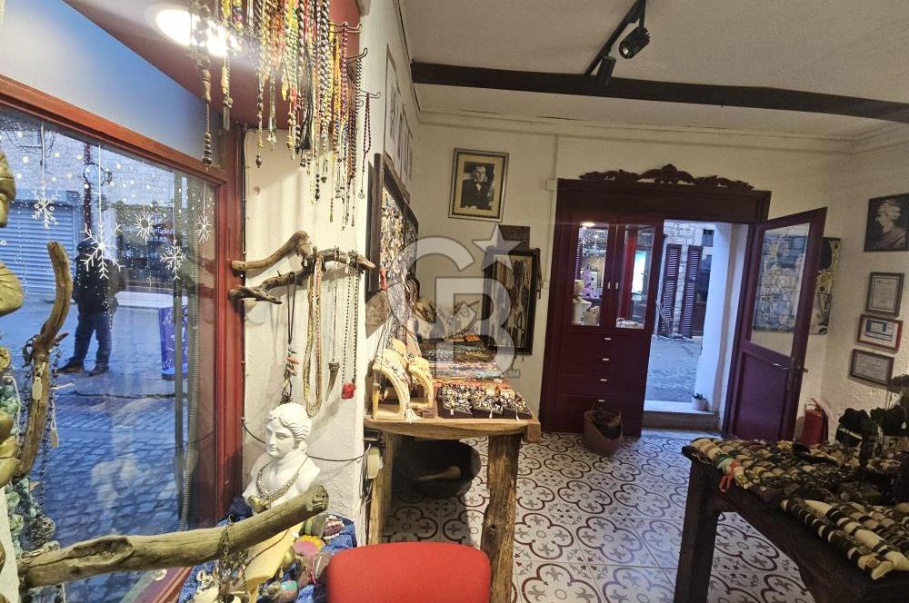 urla malgaca pazarı yakını mermerli çeşmede devren kiralık dükkan