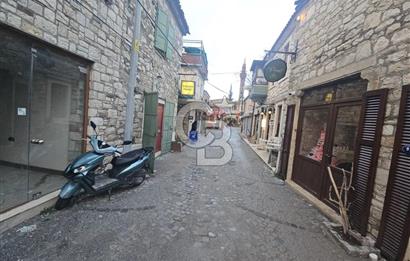 urla malgaca pazarı yakını mermerli çeşmede devren kiralık dükkan