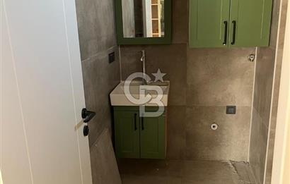 AYVALIK ALTINOVA’DA DENİZE 250 M. LÜKS VİLLA