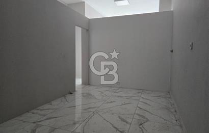 Çiğli Yeni Mahallede 70 m² Merkezi Konumda Kiralık Dükkan