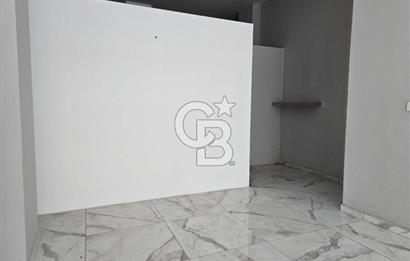 Çiğli Yeni Mahallede 70 m² Merkezi Konumda Kiralık Dükkan
