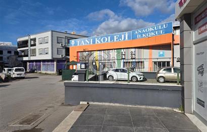 Çiğli Yeni Mahallede 70 m² Merkezi Konumda Kiralık Dükkan