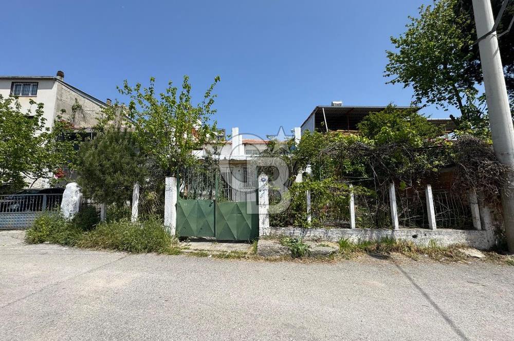 İzmir Karşıyaka Cumhuriyet Mahallesi Satılık Müstakil Daire CB-PH