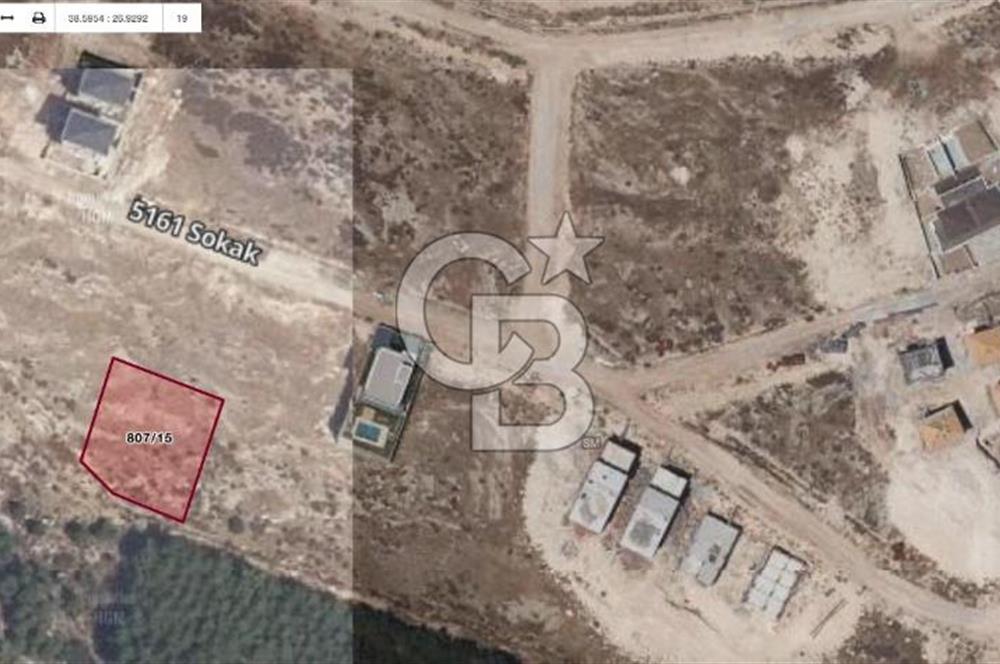 Menemen Seyrek Villakent'te 796 m2 Satılık Arsa