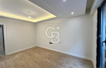 ZEYTİNBURNU VELİEFENDİ'DE SATILIK MERKEZİ KONUMDA 2+1 70M² DAİRE