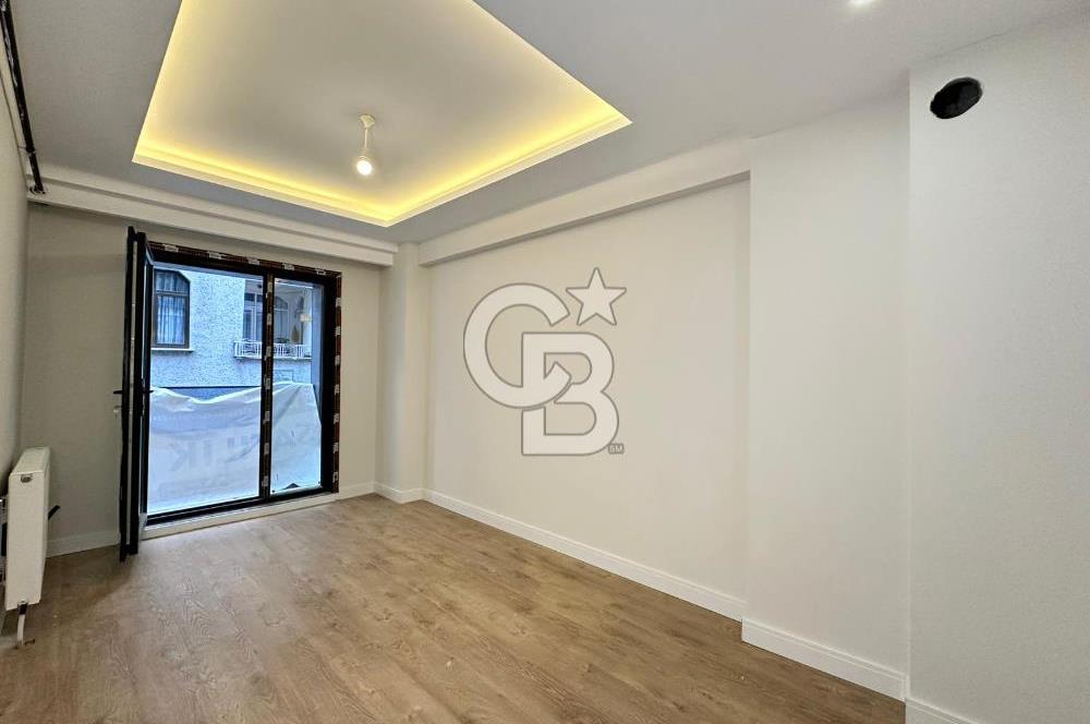 ZEYTİNBURNU VELİEFENDİ'DE SATILIK MERKEZİ KONUMDA 2+1 70M² DAİRE