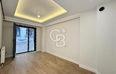 ZEYTİNBURNU VELİEFENDİ'DE SATILIK MERKEZİ KONUMDA 2+1 70M² DAİRE