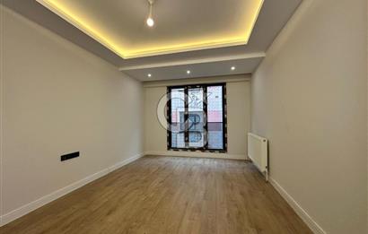 ZEYTİNBURNU VELİEFENDİ'DE SATILIK MERKEZİ KONUMDA 2+1 70M² DAİRE