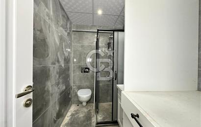 ZEYTİNBURNU VELİEFENDİ'DE SATILIK MERKEZİ KONUMDA 2+1 70M² DAİRE