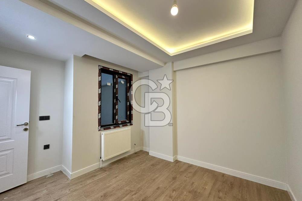 ZEYTİNBURNU VELİEFENDİ'DE SATILIK MERKEZİ KONUMDA 2+1 70M² DAİRE