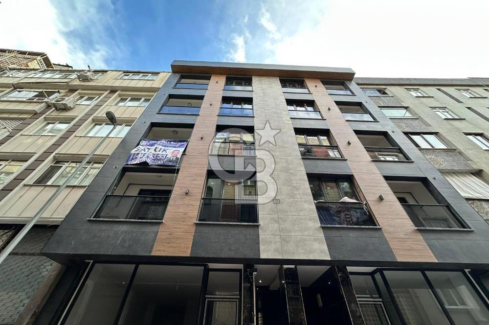 ZEYTİNBURNU VELİEFENDİ'DE SATILIK MERKEZİ KONUMDA 2+1 70M² DAİRE