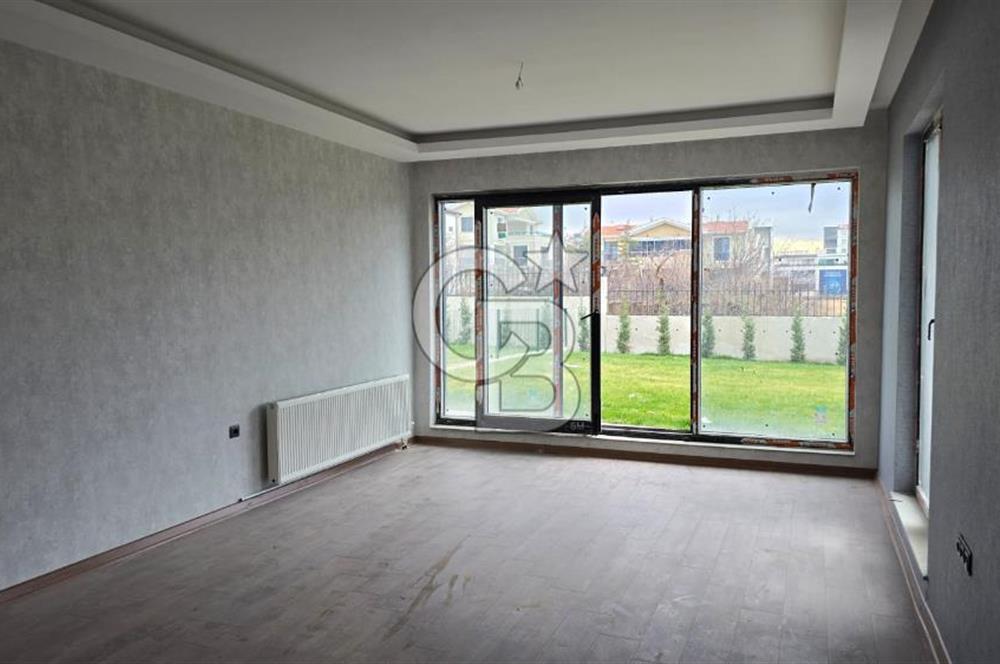 Bağlıca’ da Güvenlikli Site İçerisinde Sıfır 6+1 Villa 🏡✨