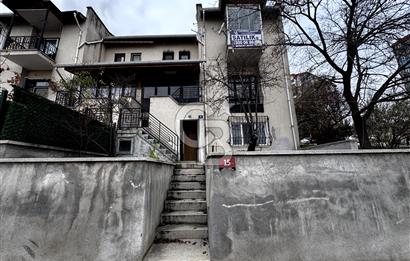 MOBİLYACILAR SİTESİNDE 5+3 SATILIK KÖŞE MÜSTAKİL TRİPLEKS!!!