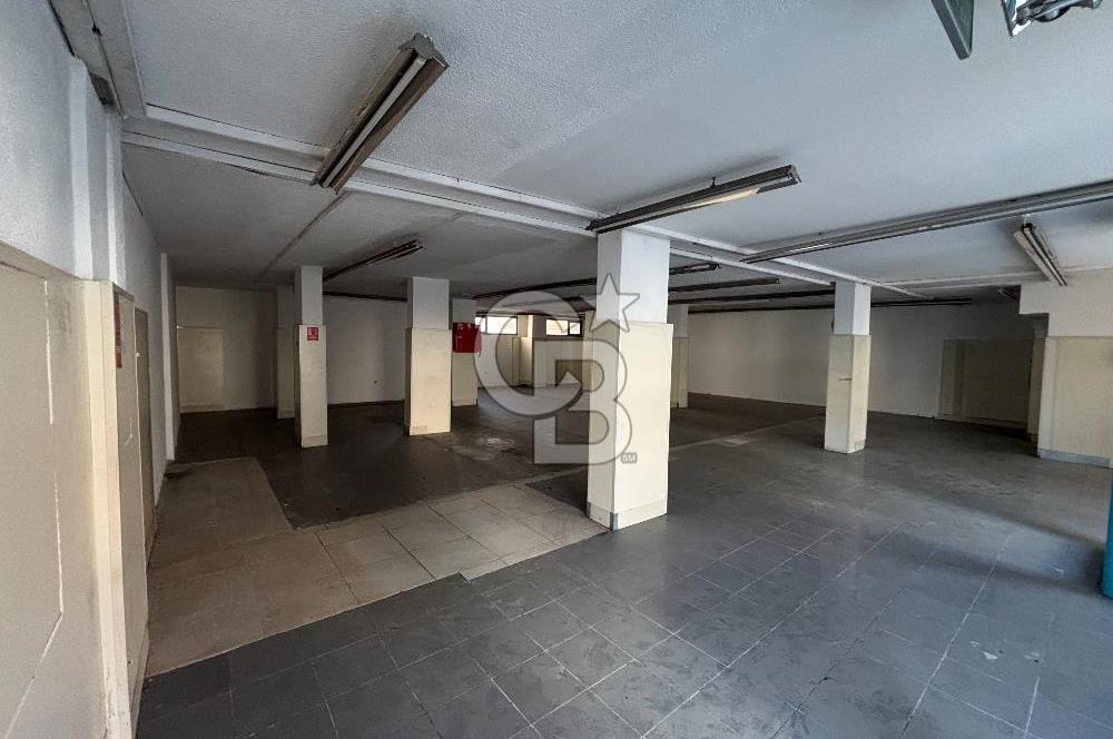 Gıda Çarşısı Yakını Asansörlü  Cadde Üzeri 2 Katlı Dükkan