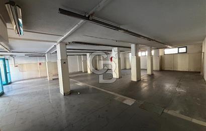 Gıda Çarşısı Yakını Asansörlü  Cadde Üzeri 2 Katlı Dükkan