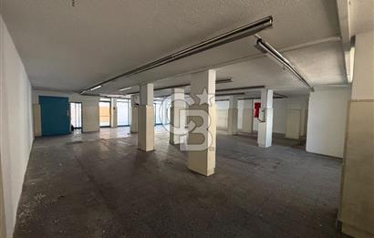 Gıda Çarşısı Yakını Asansörlü  Cadde Üzeri 2 Katlı Dükkan