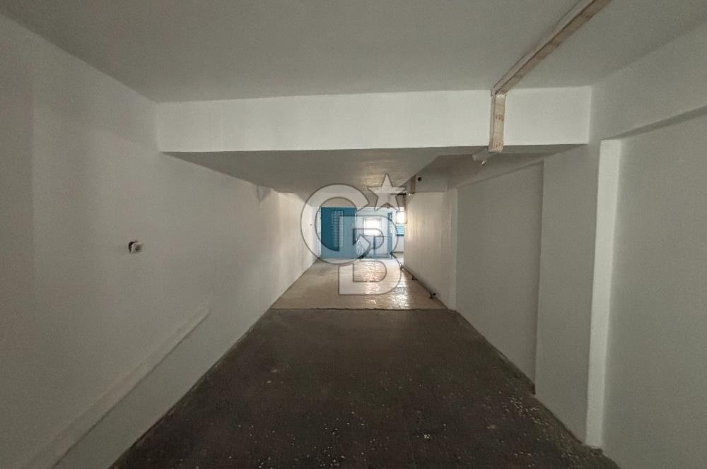 Gıda Çarşısı Yakını Asansörlü  Cadde Üzeri 2 Katlı Dükkan