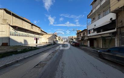 Gıda Çarşısı Yakını Asansörlü  Cadde Üzeri 2 Katlı Dükkan