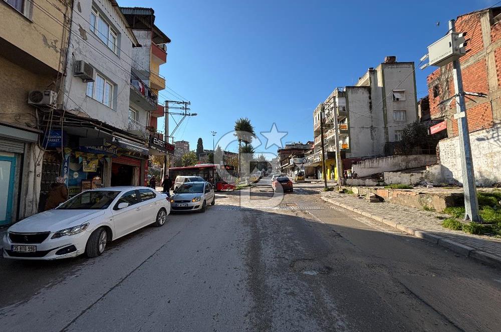 Gıda Çarşısı Yakını Asansörlü  Cadde Üzeri 2 Katlı Dükkan