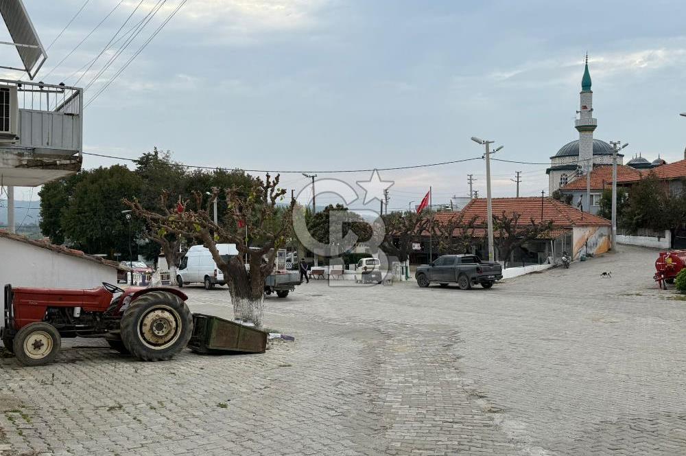 Seferihisar Turgut’da Köy içi imarlı Arsa