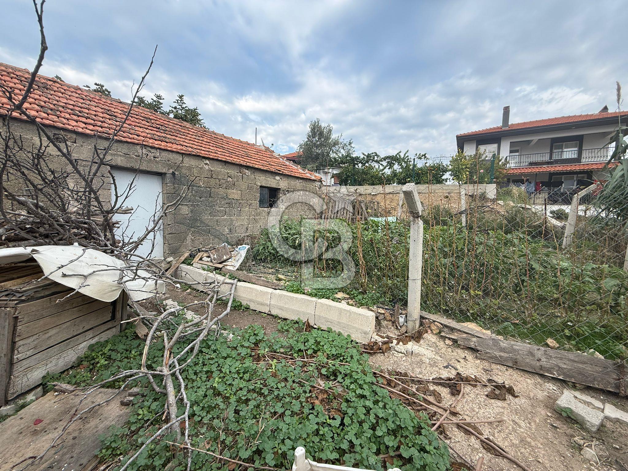 Seferihisar Turgut’da Köy içi imarlı Arsa