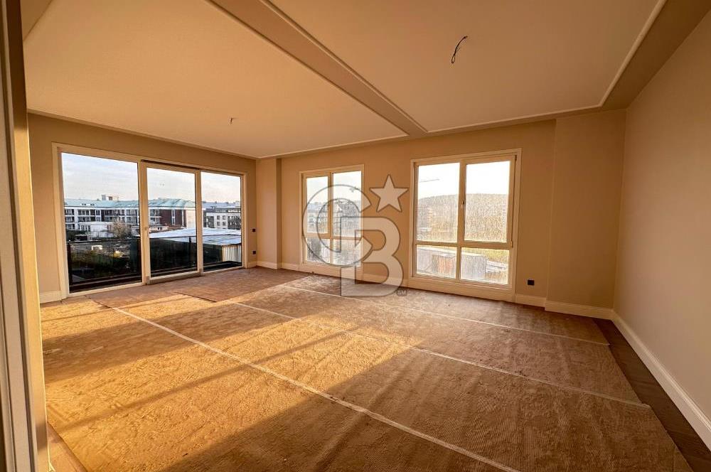 Evinpark Göktürk Sitesinde Ara Kat Satılık 3+1 Daire