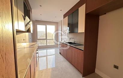 Evinpark Göktürk Sitesinde Ara Kat Satılık 3+1 Daire