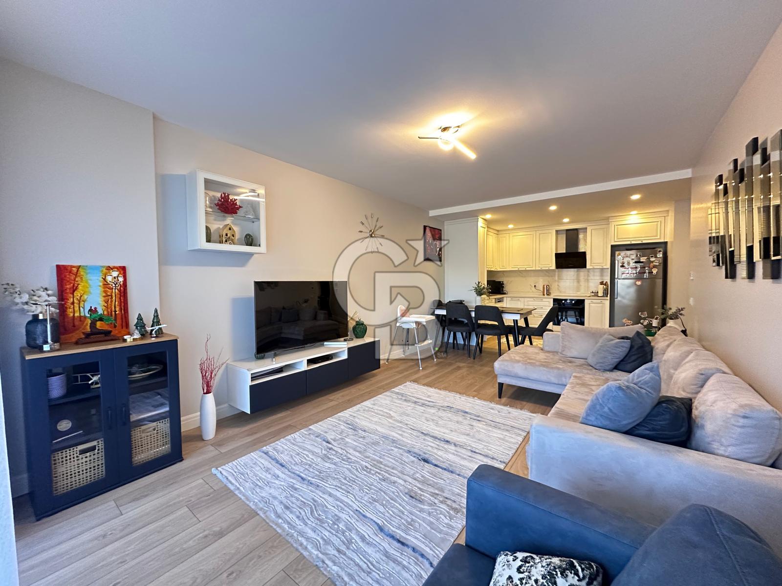 Kemerburgaz Evinpark Kemer Sitesinde Satılık 2+1 Ara Kat Daire