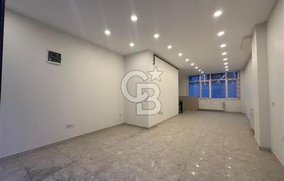 Kemerburgaz Merkezde Satılık Depolu Bahçeli Dükkan