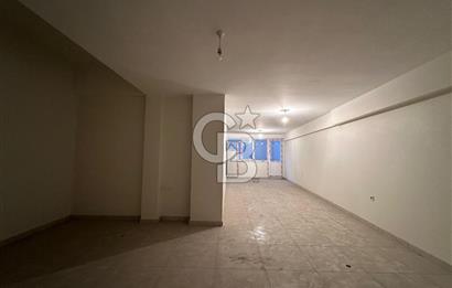 Kemerburgaz Merkezde Satılık Depolu Bahçeli Dükkan