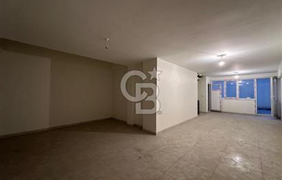 Kemerburgaz Merkezde Satılık Depolu Bahçeli Dükkan