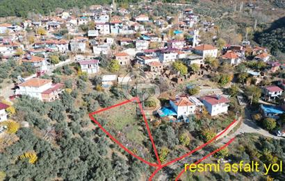 bayındır Balcılar Köy İçinde Merkezi Konumlu 420 m² Bahçe