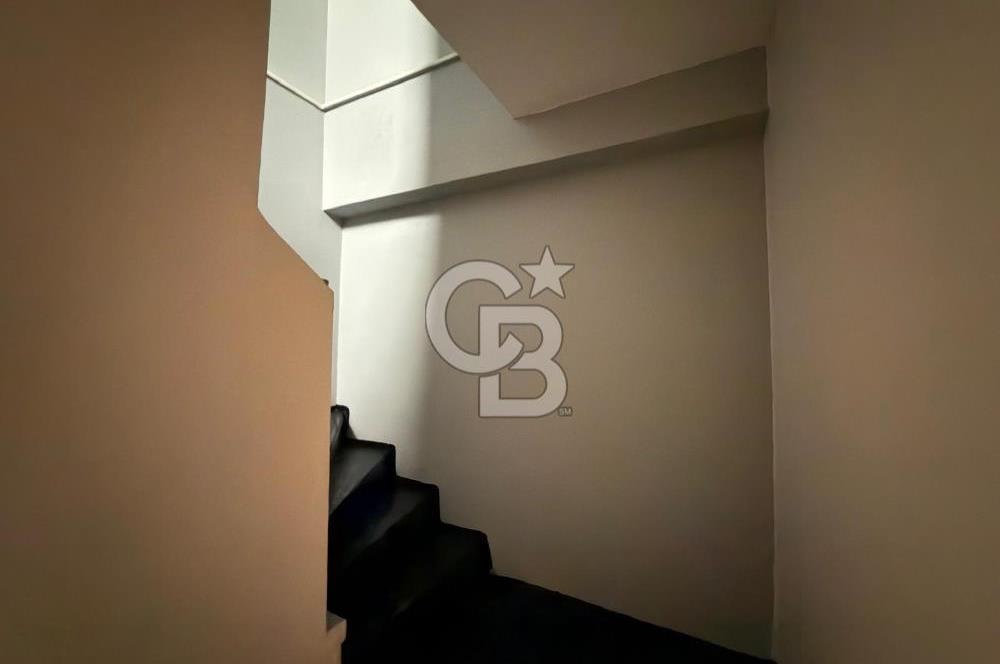 SANCAKTEPE YENİDOĞAN MERKEZ'DE ÖNÜ KAPANMAZ TERASLI SATILIK 4+1