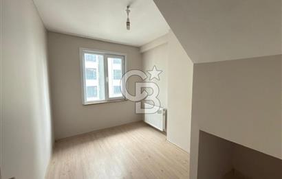 SANCAKTEPE YENİDOĞAN MERKEZ'DE ÖNÜ KAPANMAZ TERASLI SATILIK 4+1