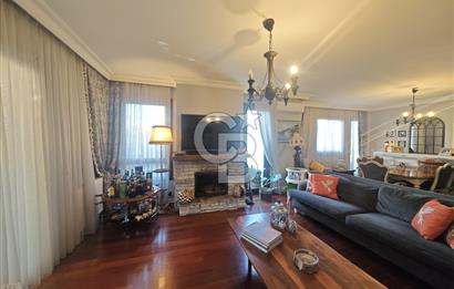 ÇAMLIBELDE VİLLALAR'INDA BAKIMLI SATILIK VİLLA