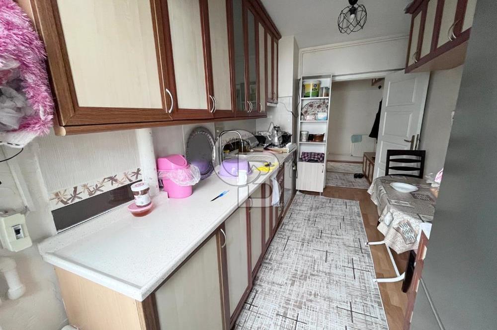 NATAYOLU CADDESİ YAKIN ARA KATTA MASRAFSIZ 3+1 120 M²