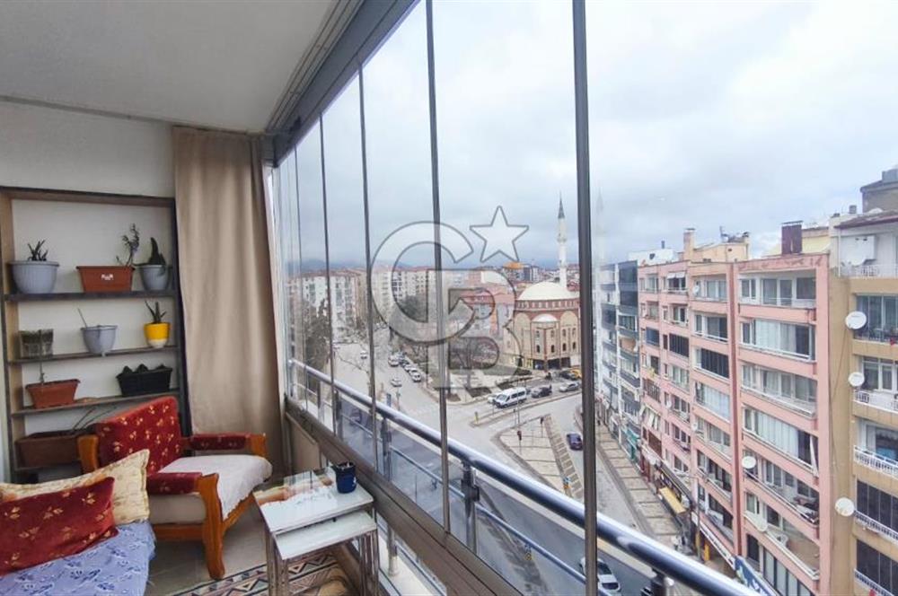 Kuşpınar Mahallesi, Ebeveyn Banyolu Asansörlü 4+1 Satılık Daire