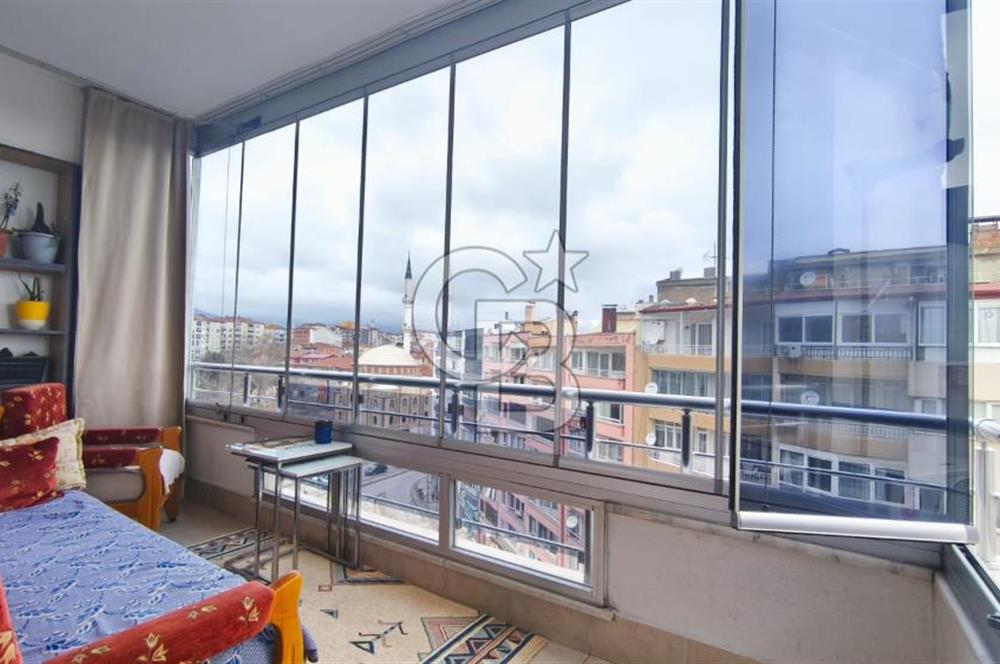 Kuşpınar Mahallesi, Ebeveyn Banyolu Asansörlü 4+1 Satılık Daire