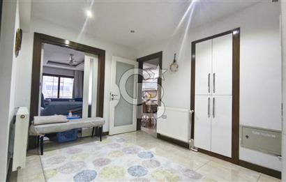 Kuşpınar Mahallesi, Ebeveyn Banyolu Asansörlü 4+1 Satılık Daire