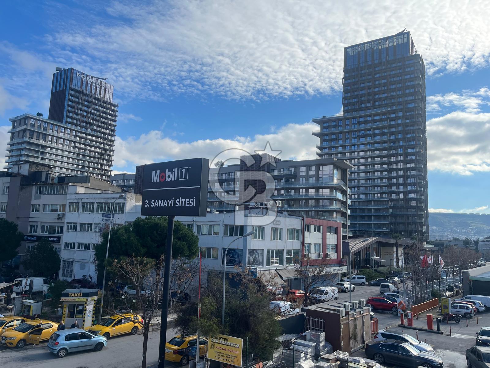 Folkart incityde Koçtaş Cepheli SATILIK 161m² İşyeri